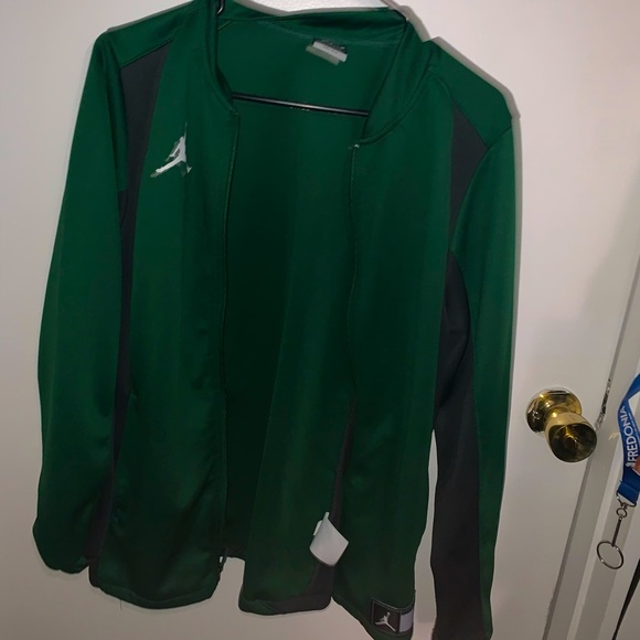 Nike Jordan Green Air tight Jacket - Picture 1 of 1